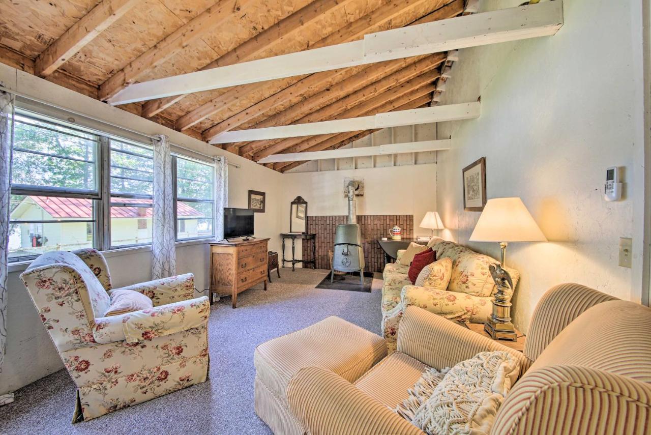 Rustic Retreat Across From Lake Family Friendly! Union Екстер'єр фото